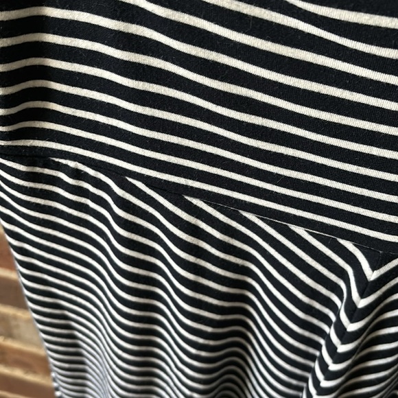 Women’s Old Navy Maternity Maxi Skirt, Navy Stripe, Small - Picture 2 of 5